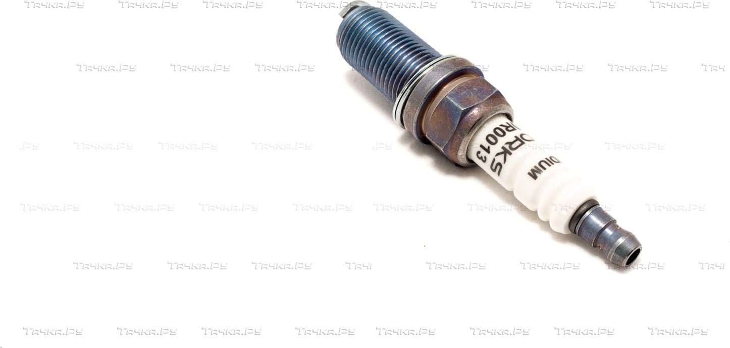 Свеча зажигания Cworks для BMW 3 V (E90/E91/E92/E93) 2004-2013. Артикул E180R0013
