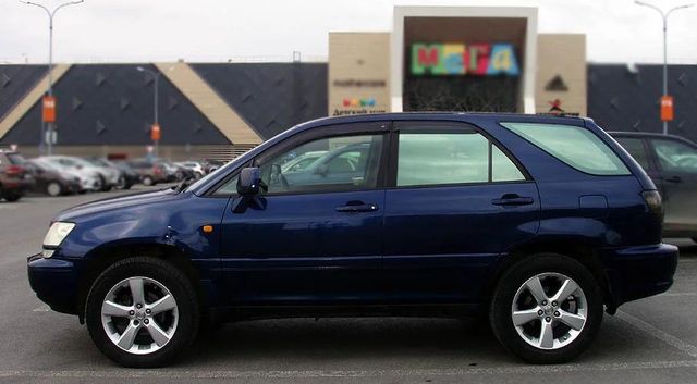 Дефлекторы Cobra Tuning для окон Toyota Harrier I 1997-2003. Артикул L20397