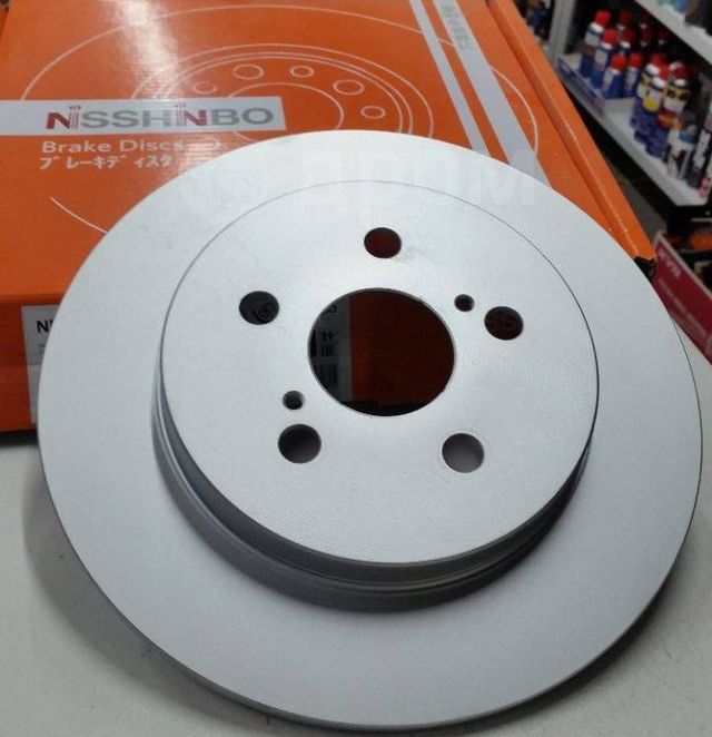 Тормозной диск Nisshinbo задний для Toyota Prius III (XW30) 2008-2011. Артикул ND1012K