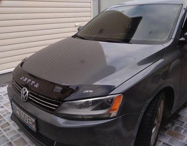 Дефлектор Vip-Tuning для капота Volkswagen Jetta VI 2010-2018. Артикул VW36