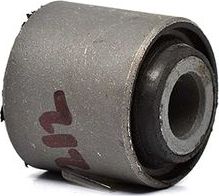 Сайлентблок переднего рычага подвески BSG. Артикул BSG 30-700-212