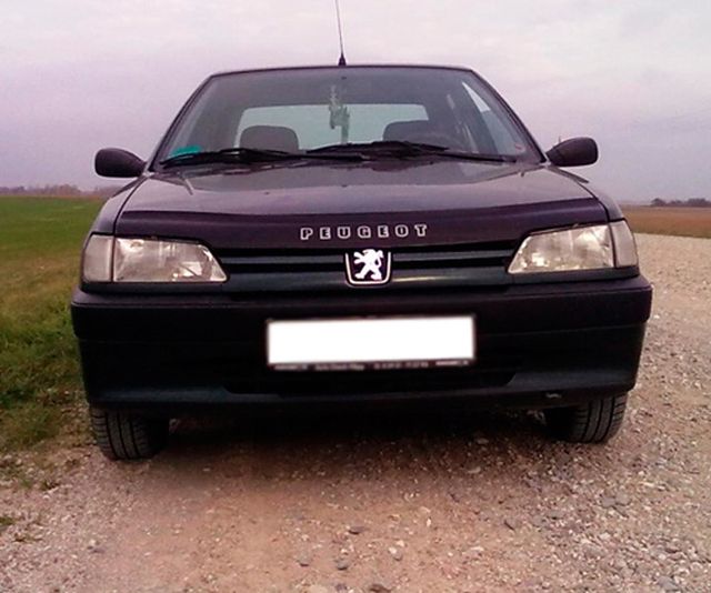 Дефлектор Vip-Tuning для капота Peugeot 306 до рестайлинга 1993-1997. Артикул PG04