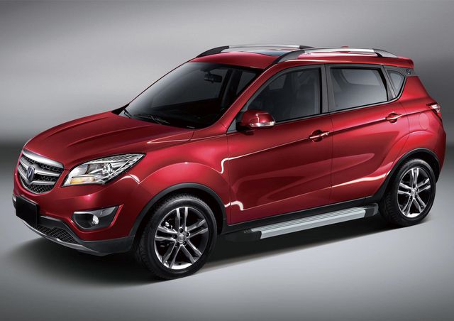 Пороги алюминиевые Rival Silver для Changan CS35 2013-2020. Артикул F173AL.8901.1
