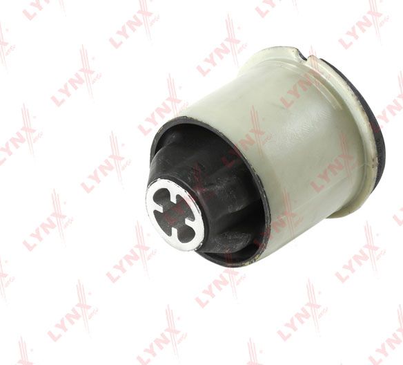 Сайлентблок задней балки LYNXauto. Артикул C9064