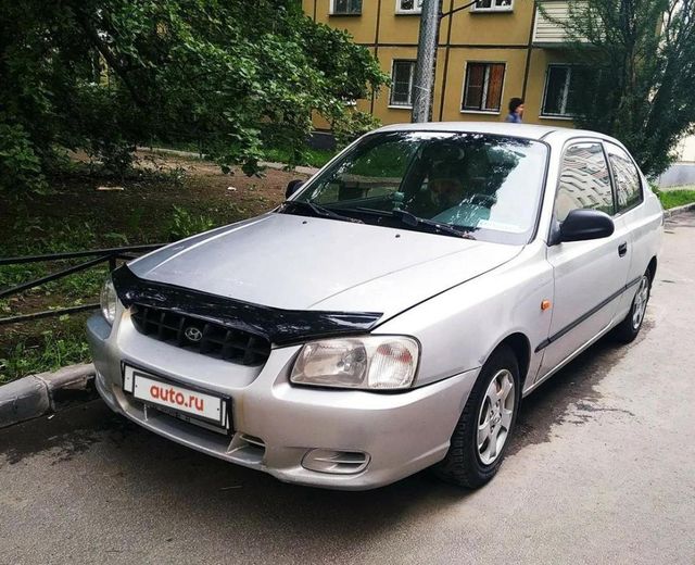 Дефлектор VT52 для капота Hyundai Accent III 2006-2011. Артикул HYD02VT