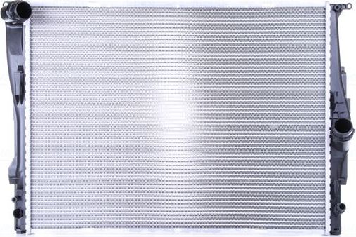 Радиатор охлаждения двигателя Nissens ** FIRST FIT ** для BMW 1 I (E82/E88) 2007-2013. Артикул 60786A