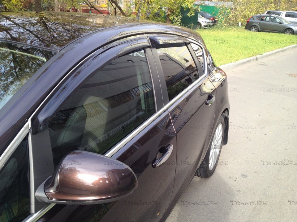Дефлекторы SIM для окон Opel Astra J хэтчбек 2010-2015. Артикул SOPASTH1032
