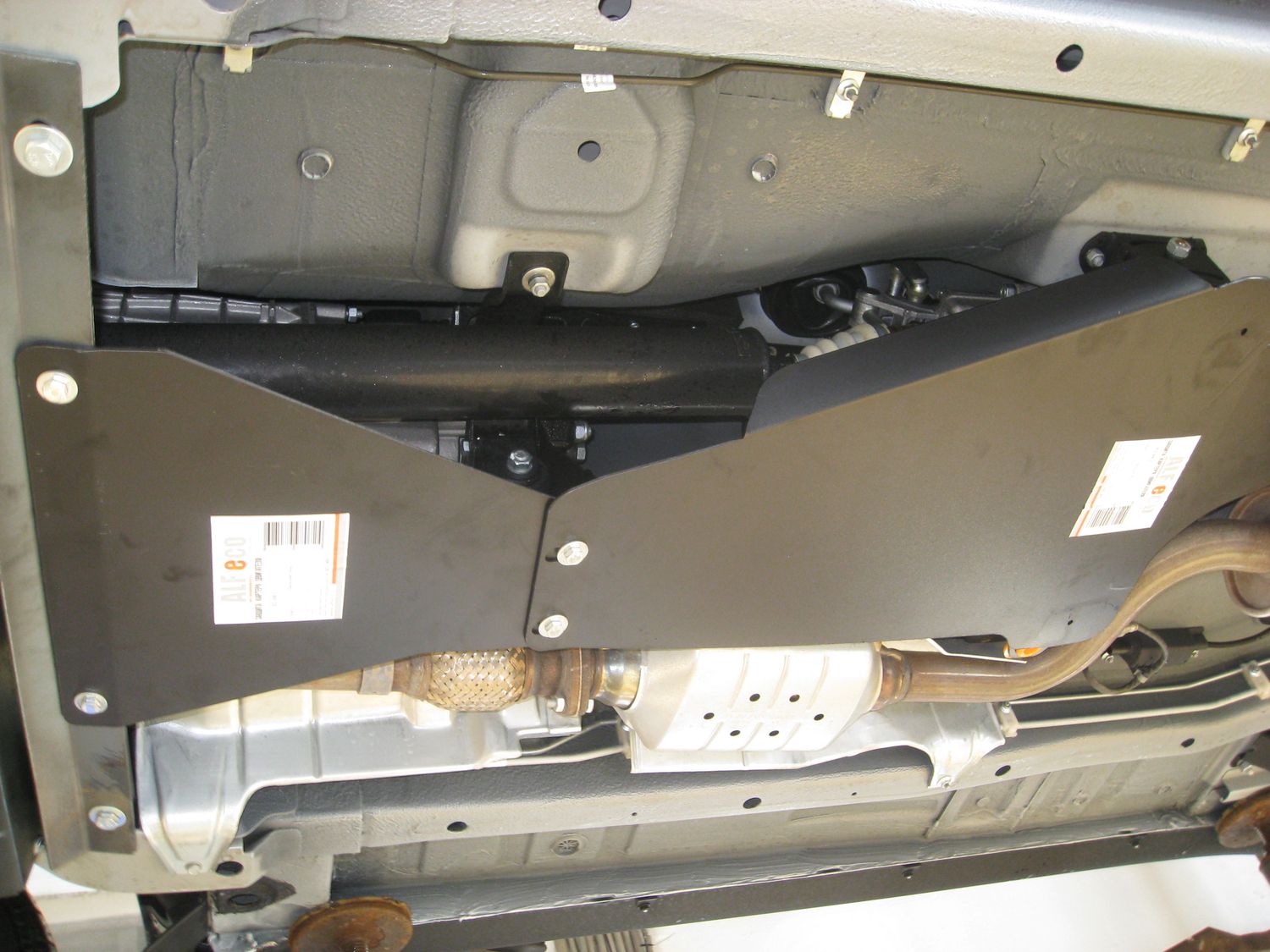 Защита Alfeco для рулевых тяг, картера, КПП и РК Lada Niva Travel 2021-2026. Артикул ALF.03.17-03.08st