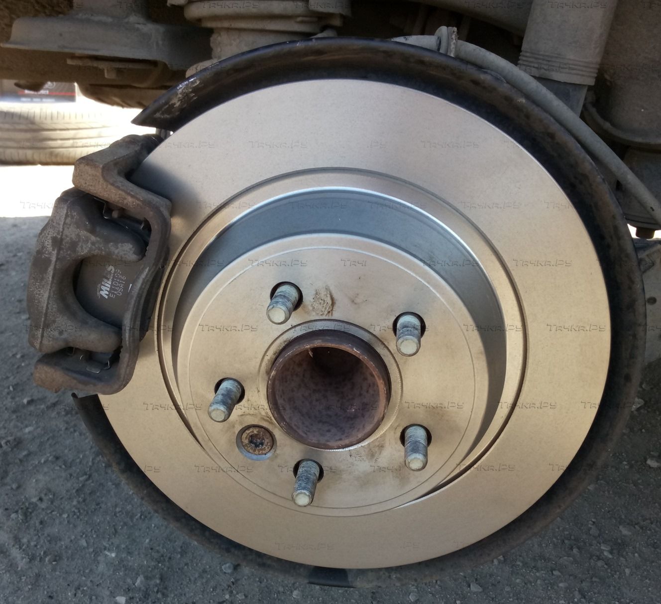 Тормозной диск Miles задний для Land Rover Range Rover Evoque I 2011-2019. Артикул K010540