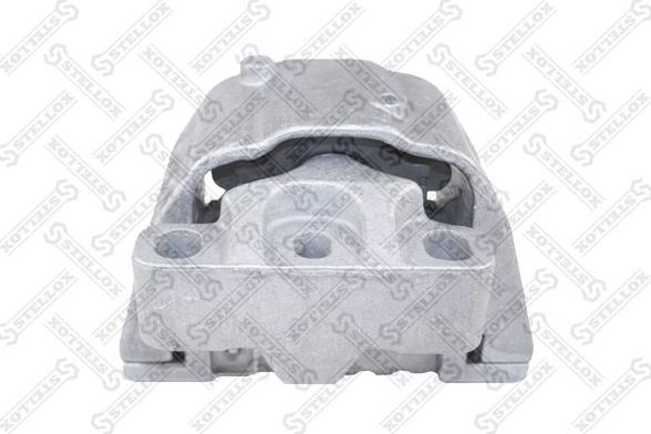Подушка (опора) двигателя Stellox. Артикул 25-17150-SX