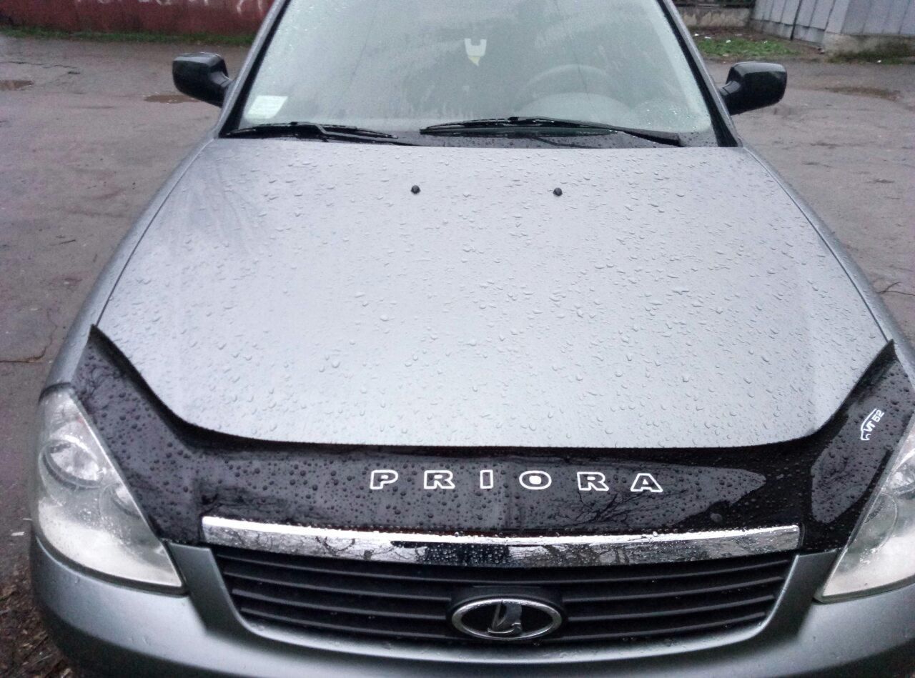 Дефлектор VT52 для капота Lada Priora 2004-2013. Артикул VZ01VT