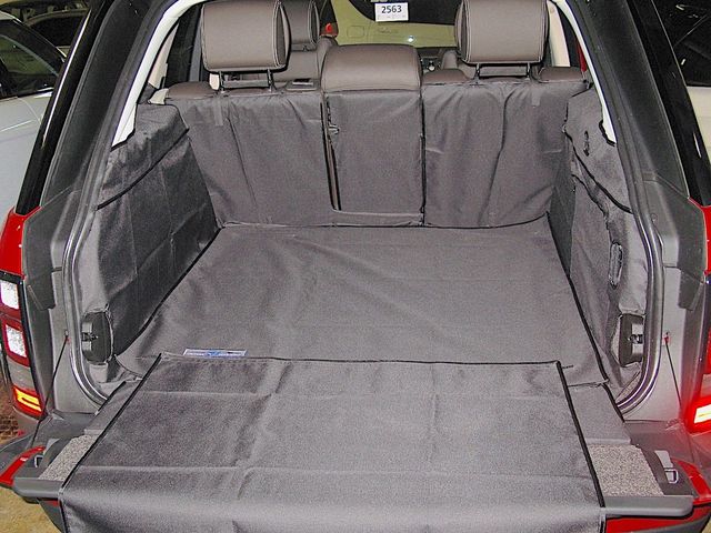 Защитный чехол AUTOSMSTUDIO "Maxi" в багажник автомобиля для Land Rover Range Rover Vogue IV 2012-2021, серый. Артикул TP-LRRRIV-MAXI-GR