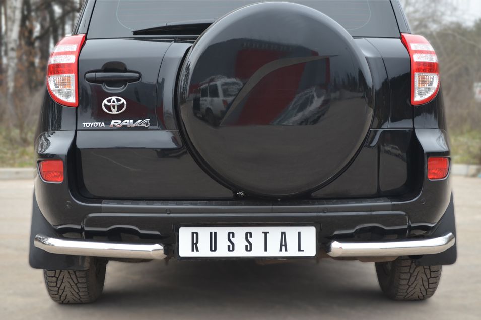 Защита RusStal заднего бампера уголки d63 для Toyota RAV4 III (длинная база) 2010-2012. Артикул TRZ-100508