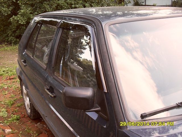 Дефлекторы Cobra Tuning для окон Volkswagen Golf II 5-дв. 1983-1991. Артикул V22783
