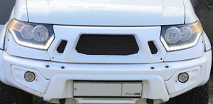 Решетка радиатора с ресничками АВС-Дизайн для УАЗ Пикап 2015-2025 белая. Артикул ABC.UAZ.GRILL.03W