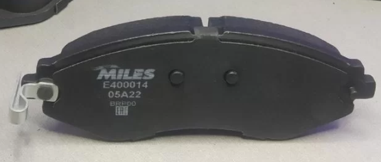 Тормозные колодки Miles (Low-Metallic). Артикул E400014