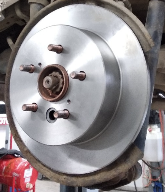 Тормозной диск Miles. Артикул K010358