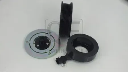 МУФТА КОМПРЕССОРА КОНДИЦИОНЕРА (Quattro Freni). Артикул QF80Q00004