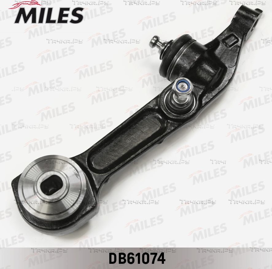 Поперечный рычаг передней подвески Miles. Артикул DB61074