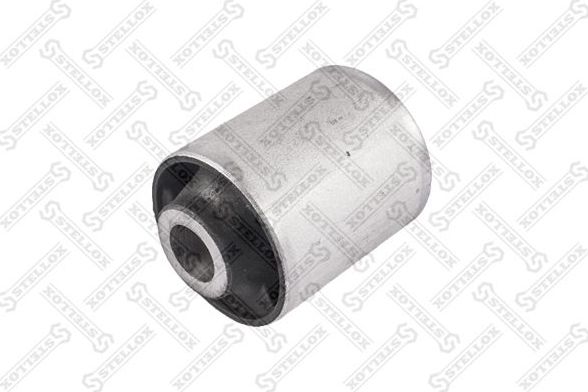 Сайлентблок переднего рычага подвески Stellox. Артикул 71-21395-SX