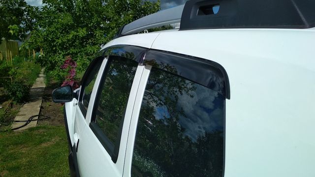 Дефлекторы Cobra Tuning для окон (третья часть) Renault Duster I 2010-2020. Артикул R12711(3)