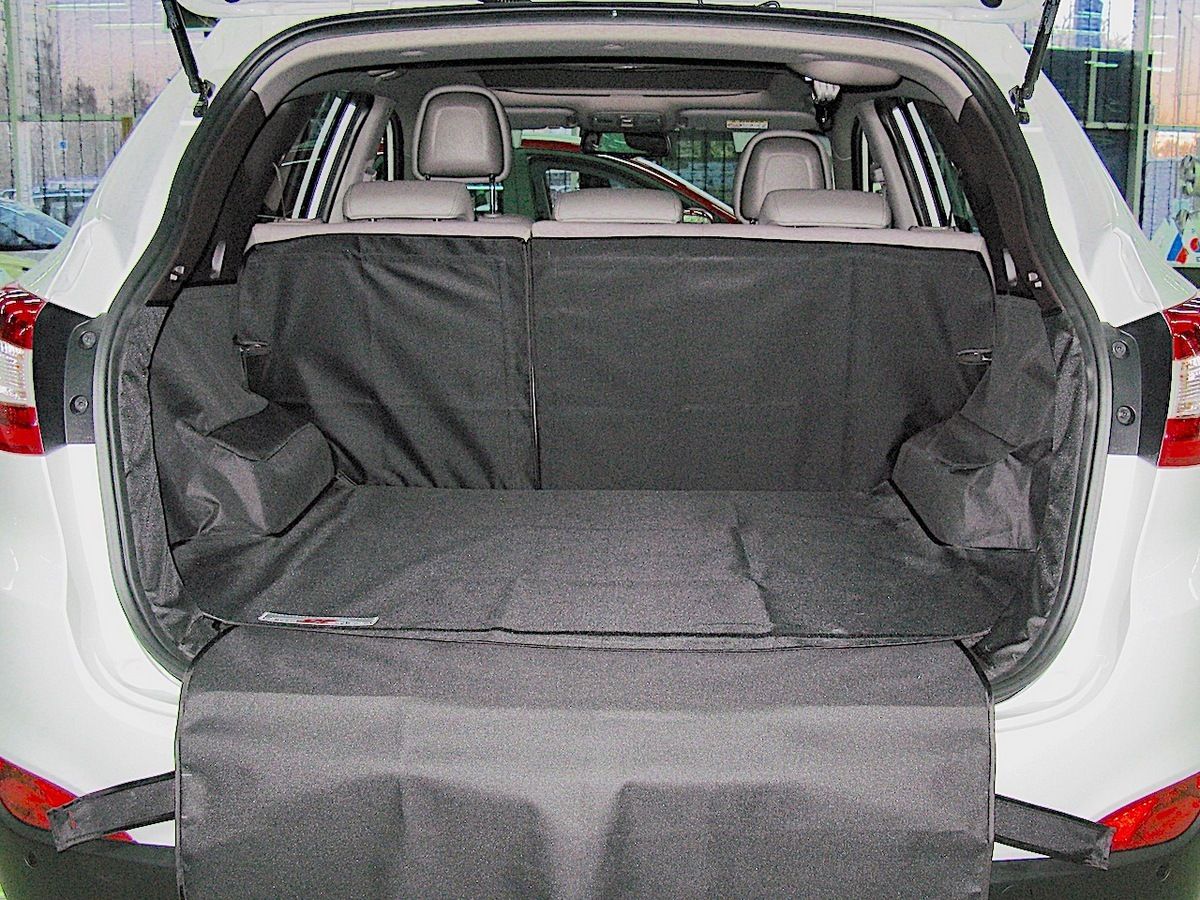 Защитный чехол AUTOSMSTUDIO "Maxi" в багажник автомобиля для Hyundai ix35 2009-2015, черный. Артикул TP-H3IX35-MAXI-BL