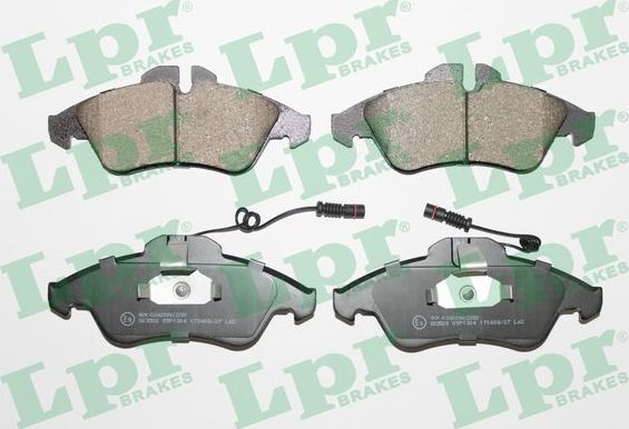 Тормозные колодки LPR. Артикул 05P1304