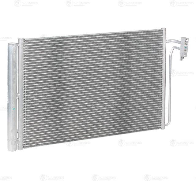 Радиатор кондиционера (конденсатор) Luzar для Land Rover Range Rover III 2002-2012. Артикул LRAC 1011