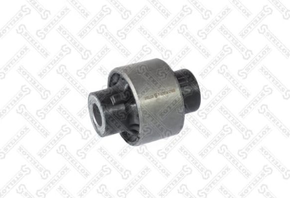 Сайлентблок переднего рычага подвески Stellox. Артикул 77-02093-SX