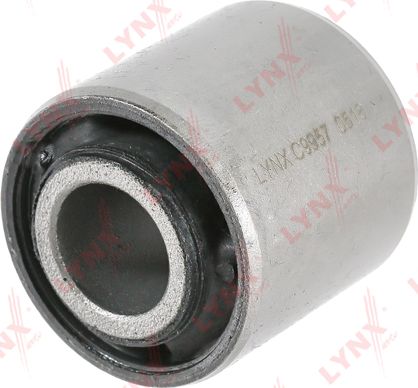 Сайлентблок переднего рычага подвески LYNXauto. Артикул C9957