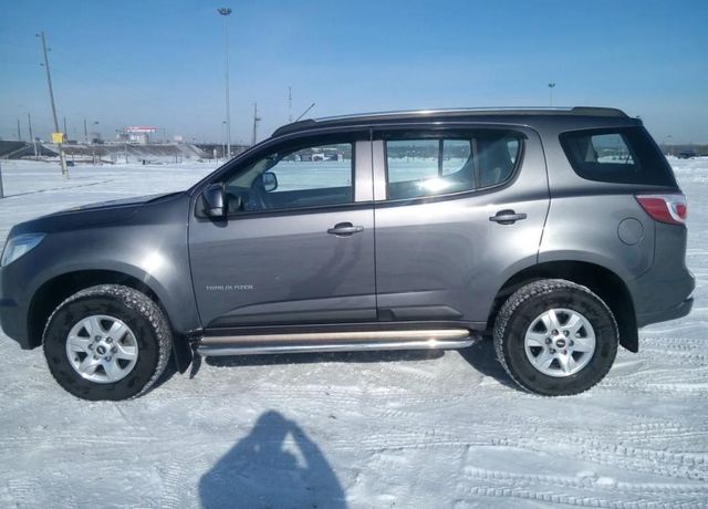 Дефлекторы Cobra Tuning для окон Chevrolet Trialblazer II 2012-2016. Артикул C32612