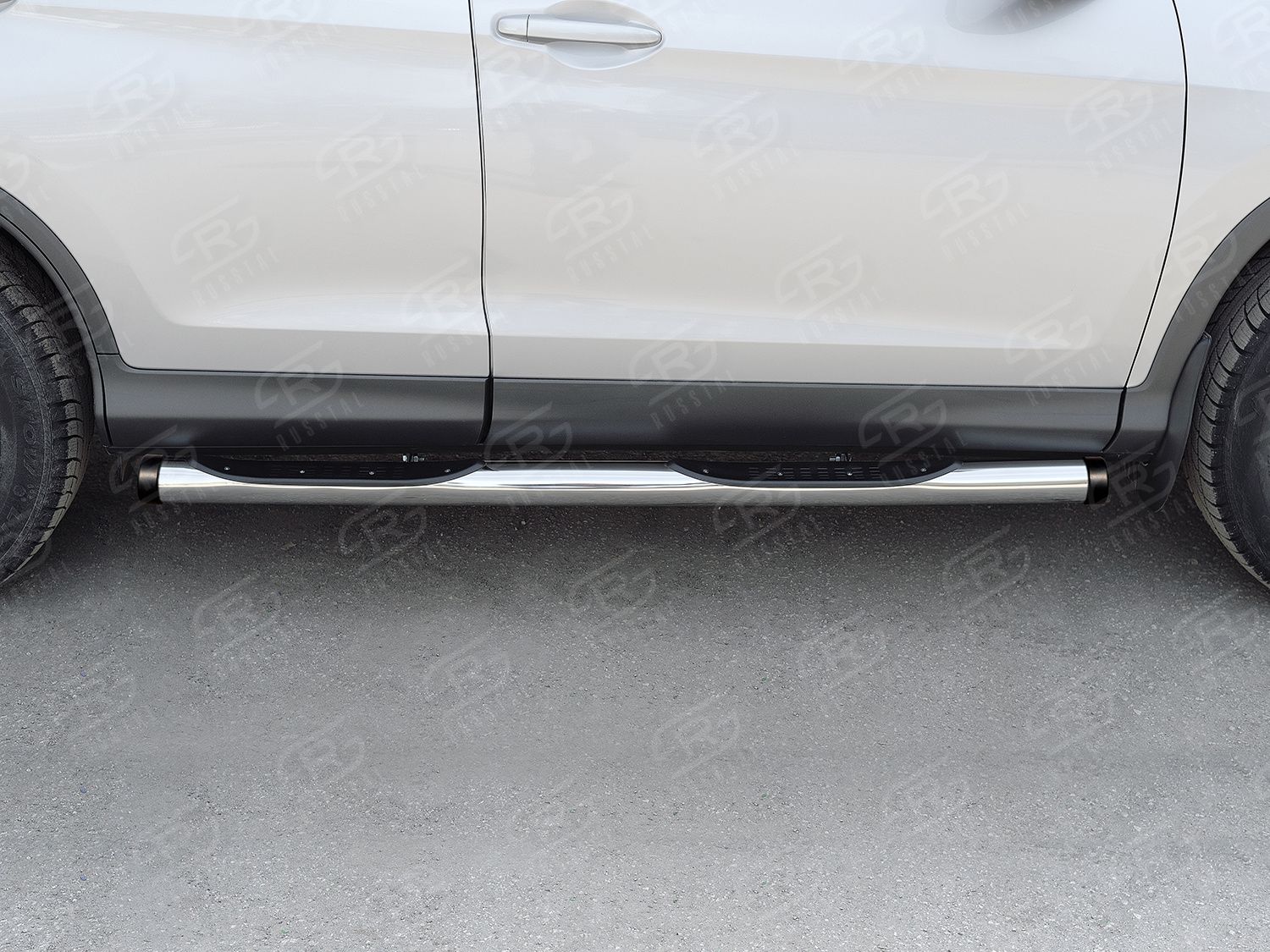 Защита порогов РусCталь труба d76 с накладкой (вариант 2) для Honda CR-V IV рестайлинг 2015-2018. Артикул HCRT-0022212