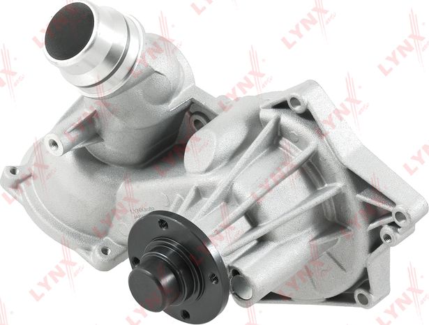Помпа (водяной насос) LYNXauto для BMW 8 I (E31) 1993-1996. Артикул CW-0142