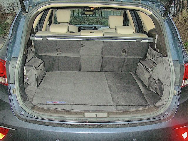 Защитный чехол AUTOSMSTUDIO "Maxi" в багажник автомобиля для Hyundai Grand Santa Fe (7 мест) 2013-2018, черный. Артикул TP-H5SAFEGR-MAXI-BL