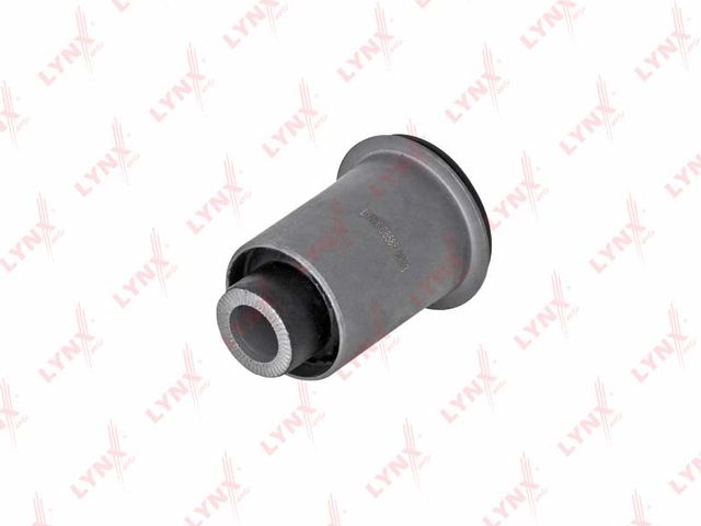Сайлентблок переднего рычага подвески LYNXauto. Артикул C8588