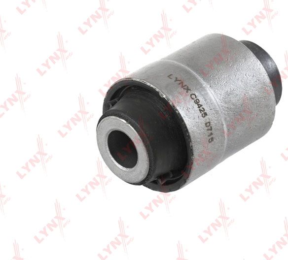 Сайлентблок заднего рычага подвески LYNXauto. Артикул C9425