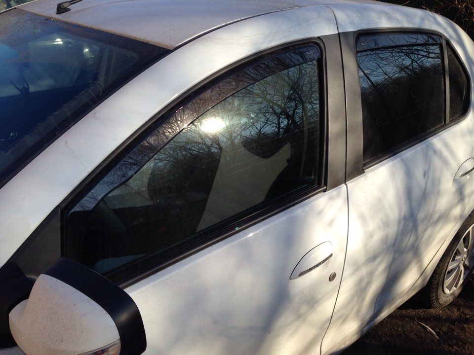 Дефлекторы Heko для окон Renault Logan II седан 2014-2026. Артикул 13112