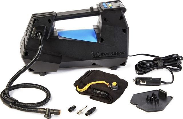 Компрессор воздушный MICHELIN цифровой однопоршневой, программируемый, 12В, с LED подсветкой. Артикул 12312