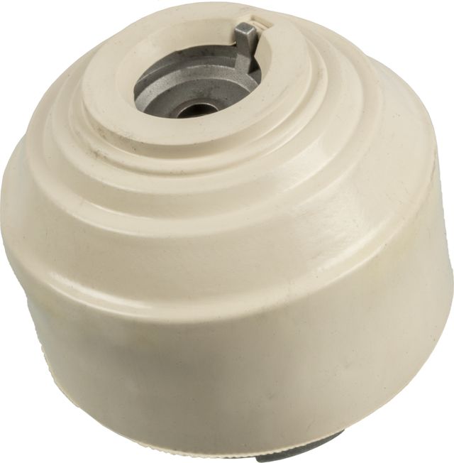 Подушка (опора) двигателя SWAG. Артикул 10 13 0106