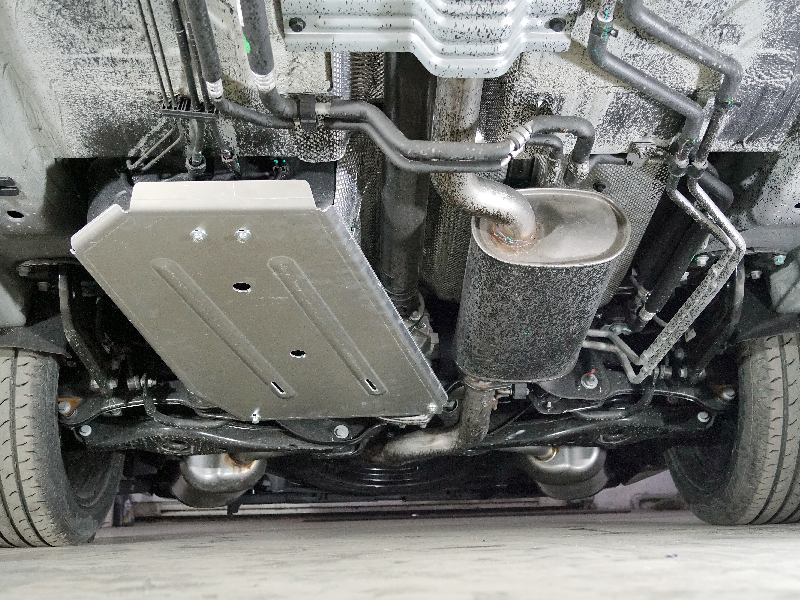 Защита алюминиевая ТСС (4 мм) для бака и заднего редуктора Exeed VX 2021-2026. Артикул ZKTCC00527