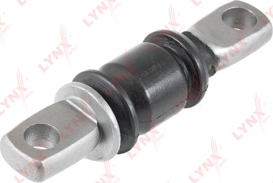 Сайлентблок переднего рычага подвески LYNXauto. Артикул C8818