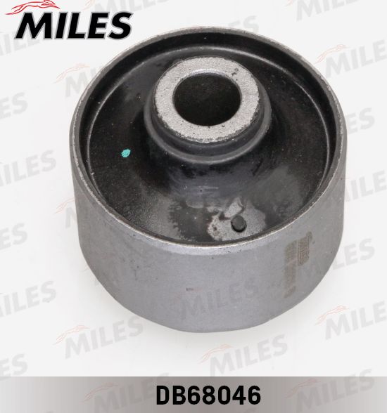 Сайлентблок переднего рычага подвески Miles. Артикул DB68046