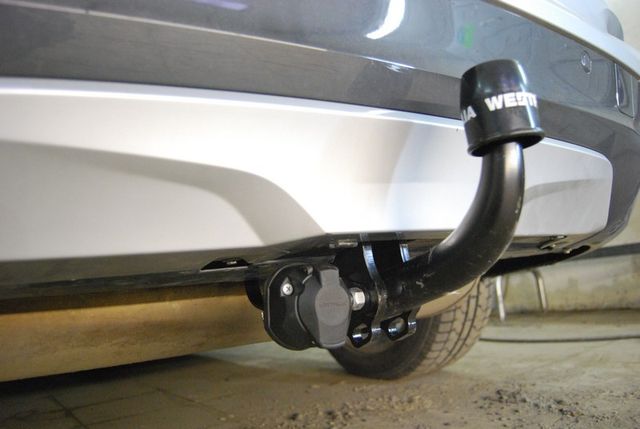 Фаркоп Westfalia для BMW X4 F26 (включая M-Sport) 2014-2018. Артикул 303339600001