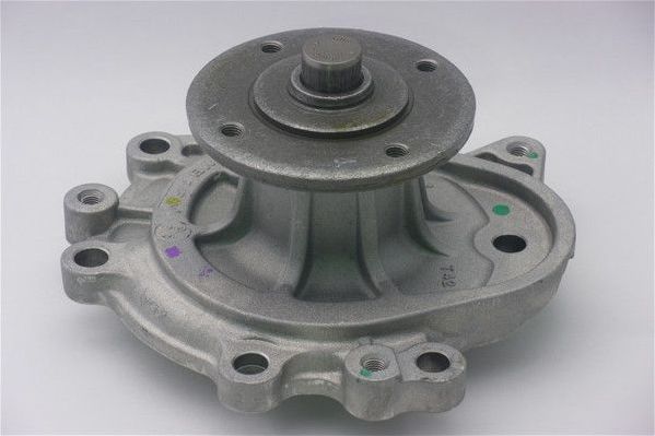 Помпа (водяной насос) GMB для Toyota Crown VI (S110) 1980-1983. Артикул GWT-42A