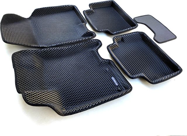 Коврики Euromat 3D EVA для салона Nissan Qashqai I 2007-2013 . Артикул EM3DEVA-003714