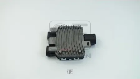 Блок резистор управления вентилятором охлаждения двигателя (Quattro Freni). Артикул qf25a00151