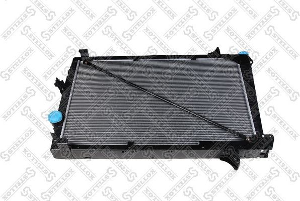 Радиатор охлаждения двигателя Stellox. Артикул 81-03417-SX