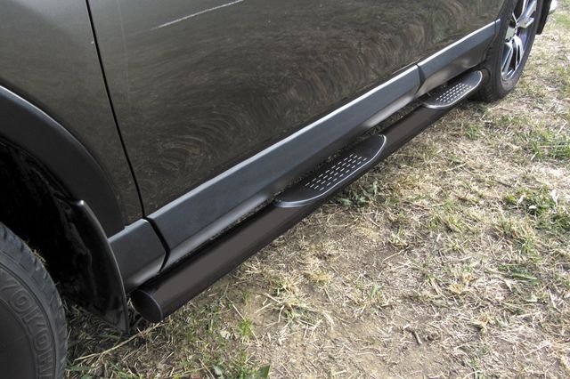 Пороги Slitkoff d76 с проступями для Toyota RAV4 IV рестайлинг 2015-2019 Черные. Артикул TR415-006B