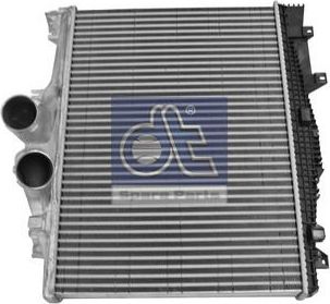 Интеркулер DT Spare Parts. Артикул 4.63716