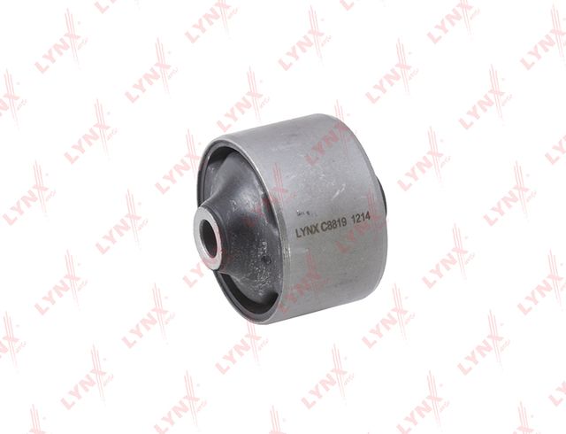 Сайлентблок переднего рычага подвески LYNXauto. Артикул C8819